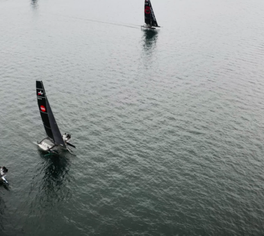 Un entrainement dans des airs légers avant le Grand Prix d'Ouverture